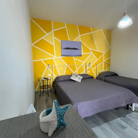 Perla Marina 招待所 雷阿尔蒙特