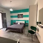 Perla Marina Pensión 3*